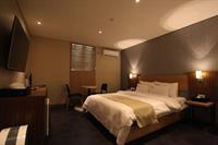 אינצ'ון Soma Hotel מראה חיצוני תמונה